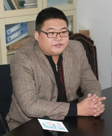 首创象墅营销经理李维 恭祝葫芦岛房天下网友新年大吉