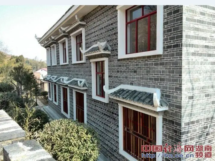 湘潭一副市长老家建百万豪华别墅 占地两亩