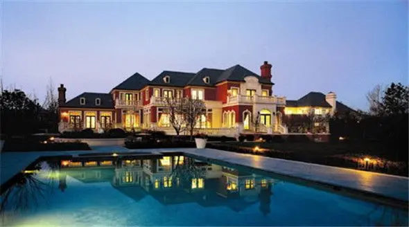 北京高端楼盘限高令悄然解禁 均价十万豪宅扎