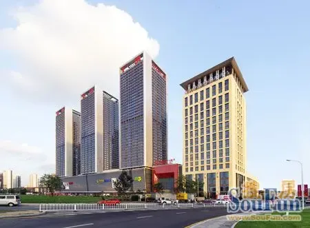 全城瞩目商务平台 万达中心样板间盛大开放