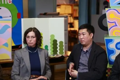 著名设计师Anna Gili:家居产品色彩个性化是趋势 著名设计师Anna Gili:家居产品色彩个性化是趋势