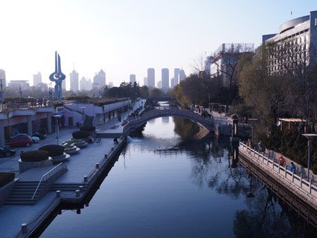 北京房价跳水无人问津 房价坚挺的10城市暴涨潜力惊人
