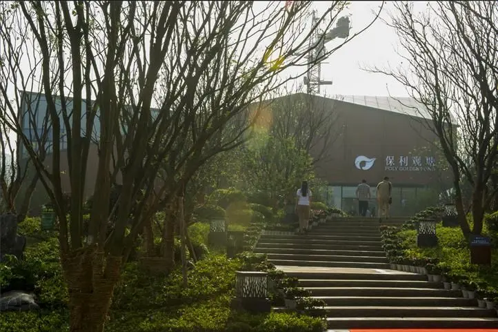 重庆首现克隆地产项目 保利观塘引千名客户来找茬