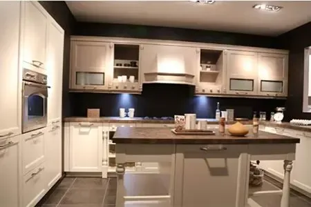 索菲亚引进法国第一整体橱柜品牌:Schmidt司米