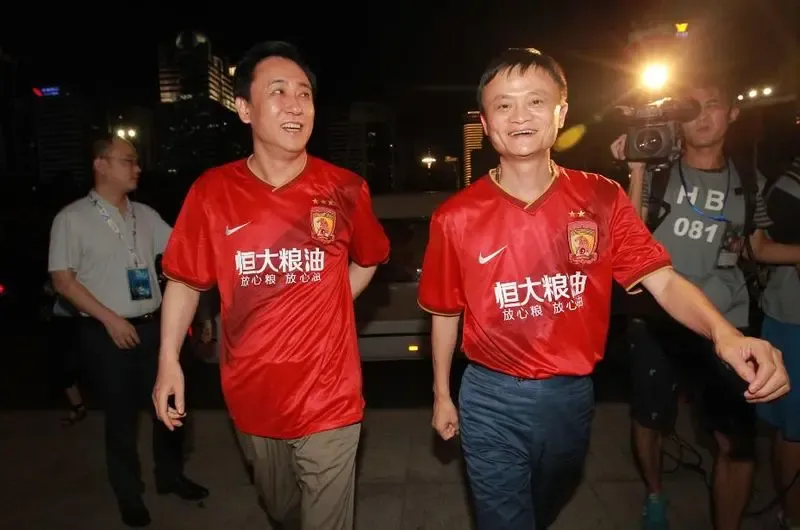 恒大粮油 亮相亚冠赛场 恒大产品多元化再升级