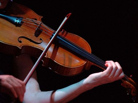 国外的小提琴艺术家为您奉上浪漫唯美的小提琴演奏