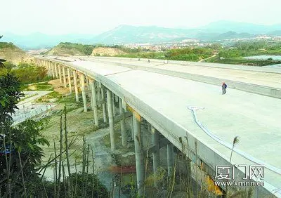 厦成高速漳州段正式通车 长泰龙岩往返厦更快