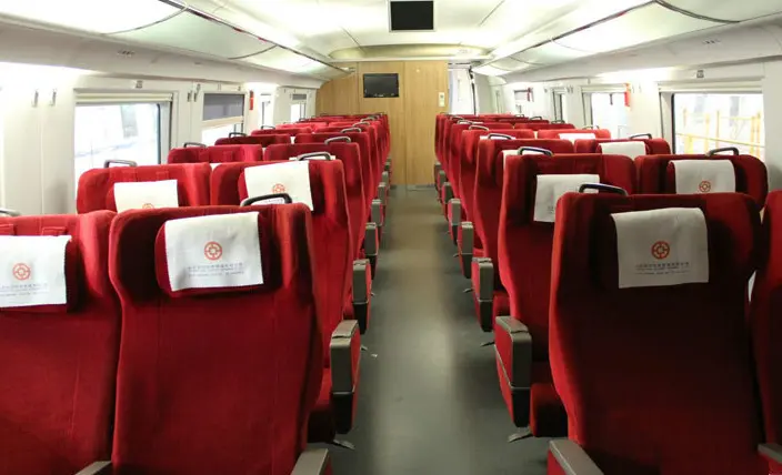 crh380b型车厢座位图,crh380bg型车厢座位图 本月28日开通的青荣城际铁路上,即将投入运营的动车组涵盖有crh380b
