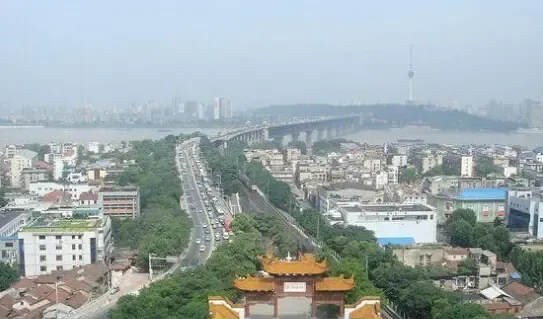 中国迁都备选城市TOP5曝光 要不要提早买房迁