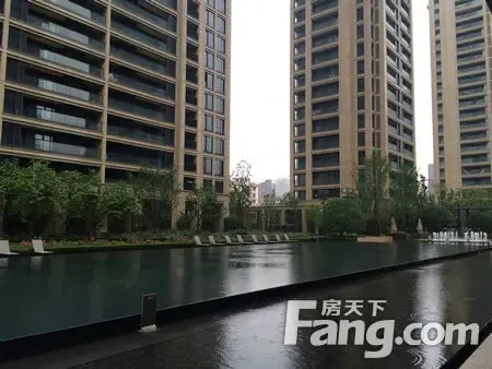 绿城大连媒体杭州行:首日参观绿城兰园 体验人