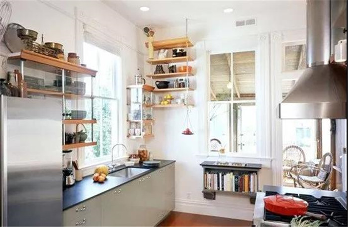 繁华里小贴士丨厨房收纳空间不够用？这样做瞬间大几倍！