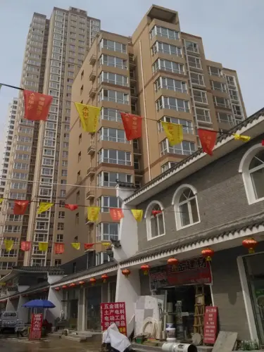 东龙府邸实景图小区实景(2013-07)