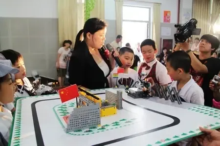 迎六一 盛世长安小学庆六一联欢会圆满举办_房