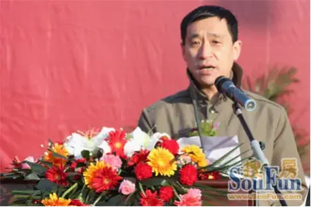 唐山博志集团有限公司总经理赵书珍及路北区委常委,副区长孙辉福分别