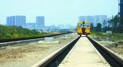 有轨电车轨道铺进麒麟 起点站马群站年底试跑