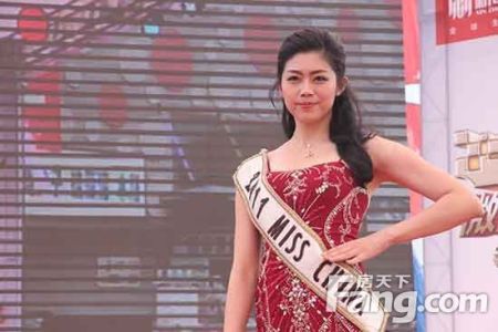 第61届世界小姐中国区总冠军刘晨亮相